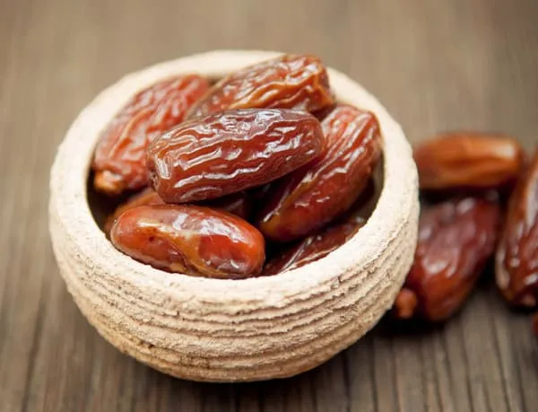 قیمت خرما استعمران + خرید انواع متنوع انکر
